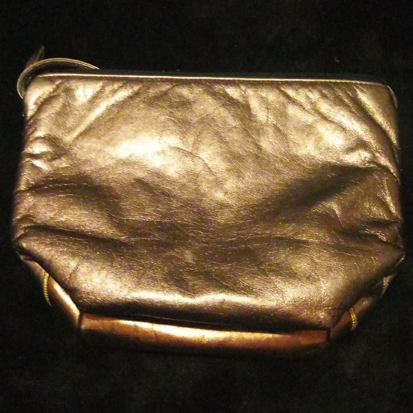 Purse - Picture 2 of 7